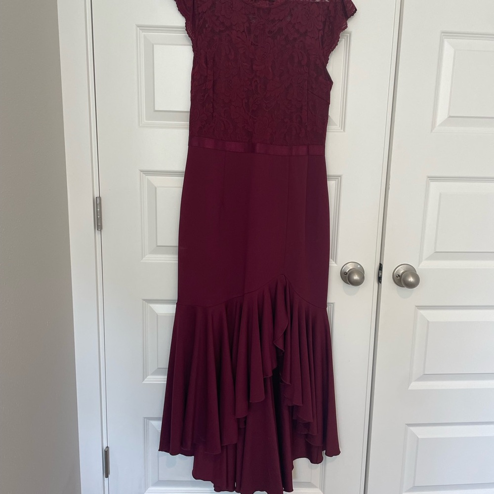 Elegant Burgundy Lace Dress